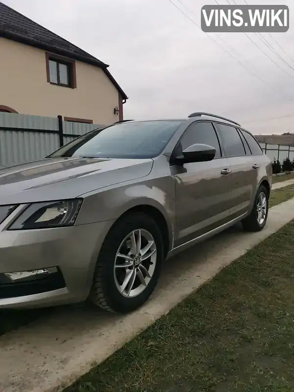 TMBJG7NE1K0012142 Skoda Octavia 2018 Универсал 1.6 л. Фото 1