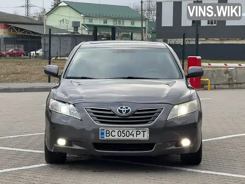 Седан Toyota Camry 2007 2.4 л. Автомат обл. Львовская, Рава-Русская - Фото 1/14