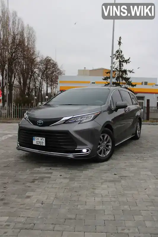 Мінівен Toyota Sienna 2022 2.49 л. Автомат обл. Черкаська, Черкаси - Фото 1/21