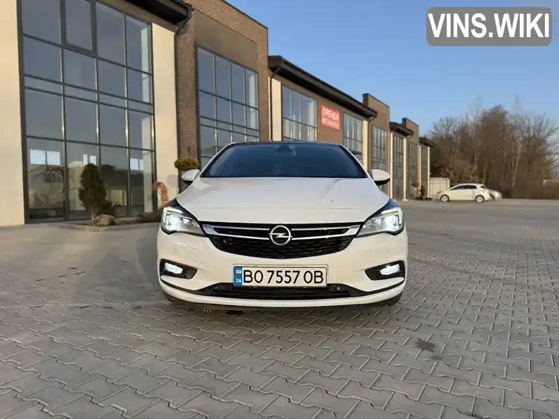 W0VBD6EG8JG075775 Opel Astra 2018 Хэтчбек 1.6 л. Фото 2