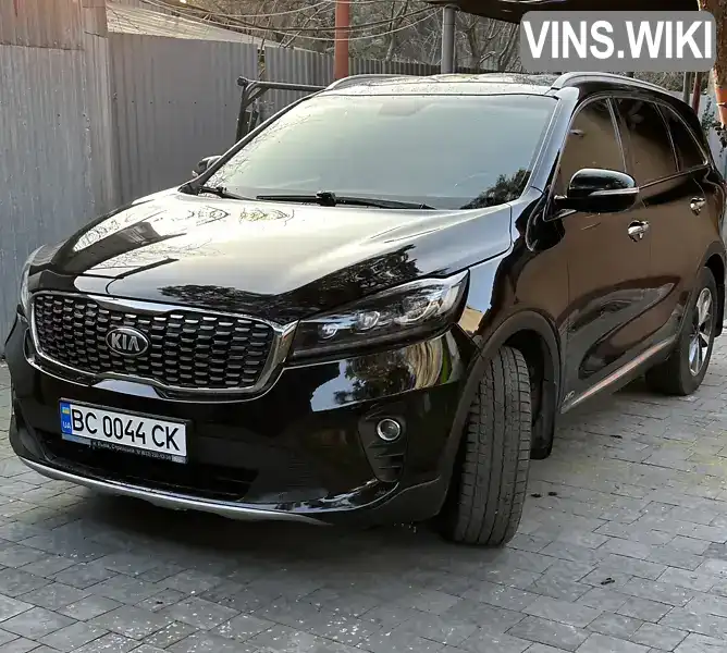 KNAPH81BDJ5432128 Kia Sorento 2017 Позашляховик / Кросовер 2.2 л. Фото 2