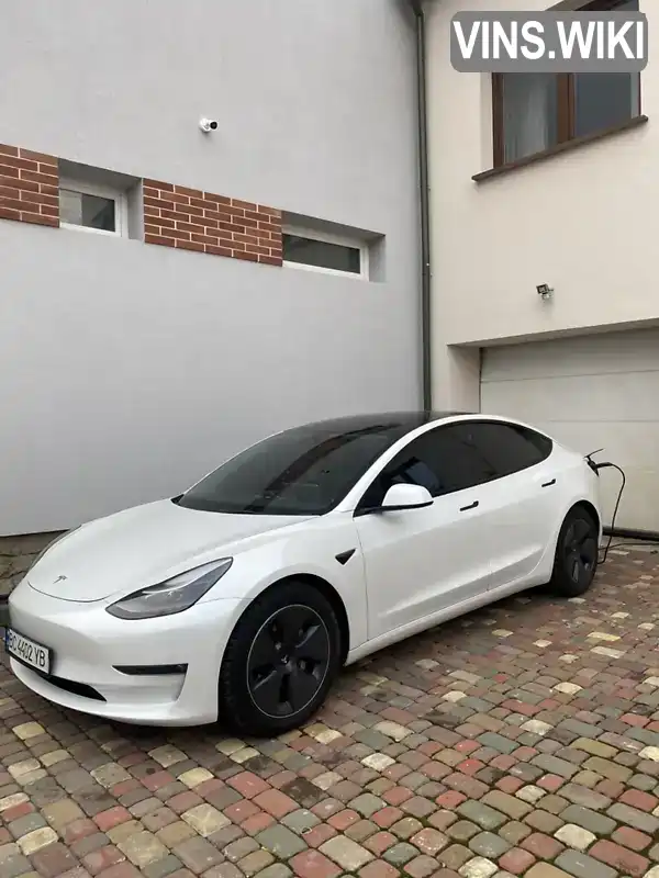 5YJ3E1EB9NF161387 Tesla Model 3 2022 Седан  Фото 1