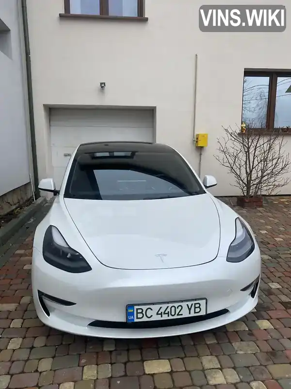 5YJ3E1EB9NF161387 Tesla Model 3 2022 Седан  Фото 5