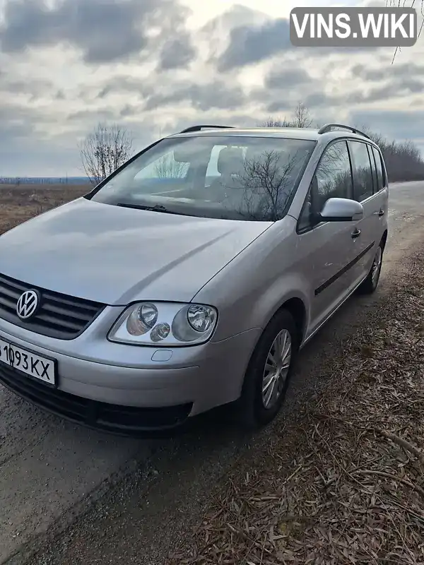 WVGZZZ1TZ5W010687 Volkswagen Touran 2004 Мінівен 1.6 л. Фото 2