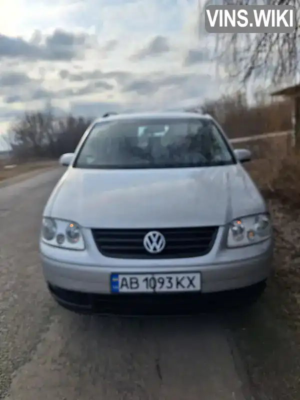 WVGZZZ1TZ5W010687 Volkswagen Touran 2004 Мінівен 1.6 л. Фото 8