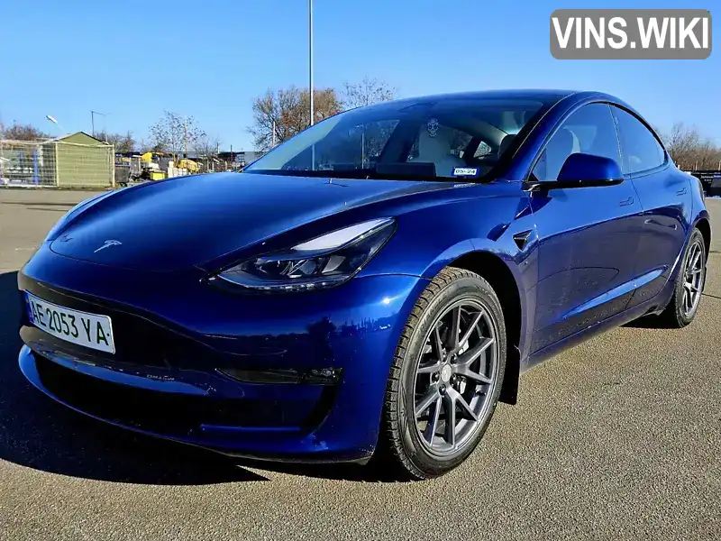 5YJ3E1EAXPF582268 Tesla Model 3 2023 Седан  Фото 2