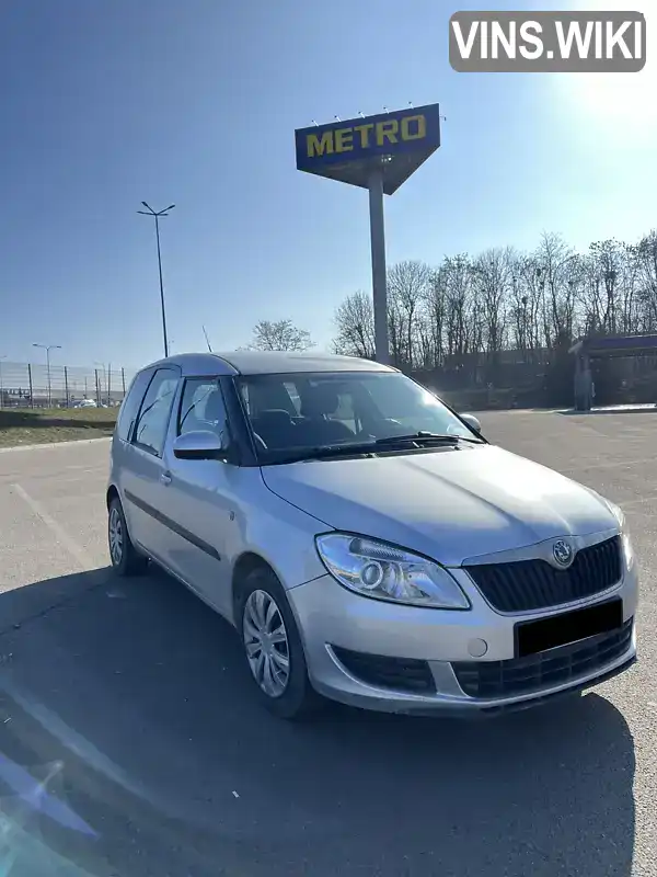 TMBNJ25J3B5024766 Skoda Roomster 2010 Микровэн  Фото 1