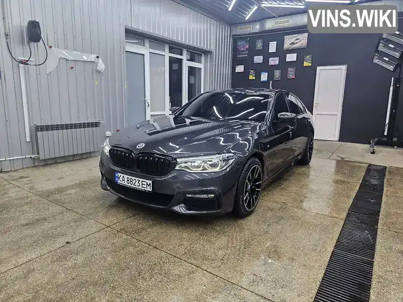 WBAJC51020WE54593 BMW 5 Series 2018 Седан 2 л. Фото 2