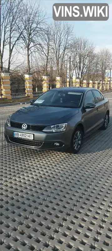 Седан Volkswagen Jetta 2011 1.97 л. Ручная / Механика обл. Винницкая, Винница - Фото 1/20