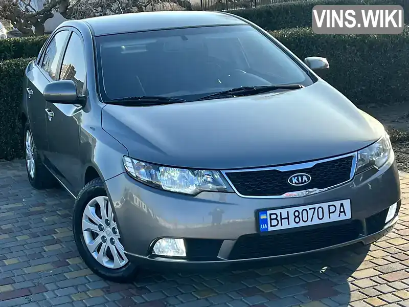 KNAFU411BC5962523 Kia Cerato 2012 Седан 1.6 л. Фото 1