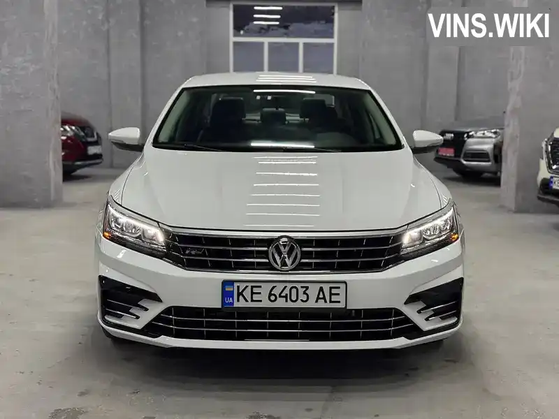 Седан Volkswagen Passat 2017 1.98 л. Автомат обл. Дніпропетровська, Кам'янське (Дніпродзержинськ) - Фото 1/21