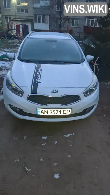 Універсал Kia Ceed 2012 1.6 л. Ручна / Механіка обл. Житомирська, Коростень - Фото 1/21