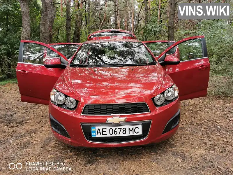 Хэтчбек Chevrolet Sonic 2016 1.36 л. Автомат обл. Днепропетровская, Кривой Рог - Фото 1/12