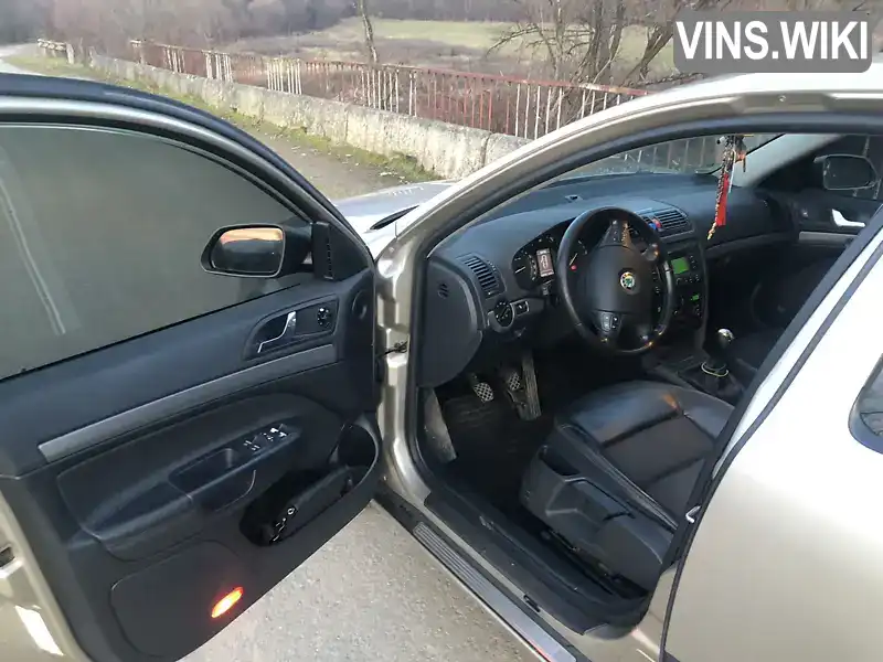 TMBBD61Z452101227 Skoda Octavia 2005 Ліфтбек 2 л. Фото 8