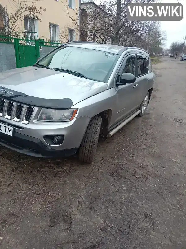 1C4NJCBA9GD742295 Jeep Compass 2016 Позашляховик / Кросовер 2 л. Фото 3