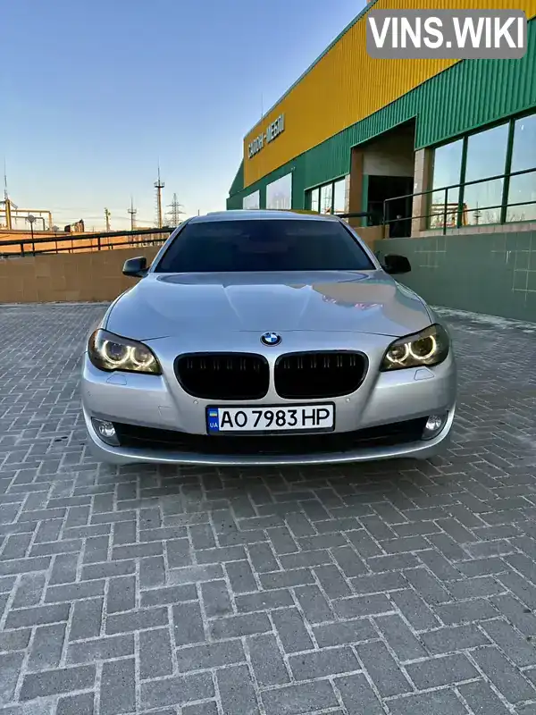 WBAXH5C5XCDW04628 BMW 5 Series 2011 Седан 2.99 л. Фото 4