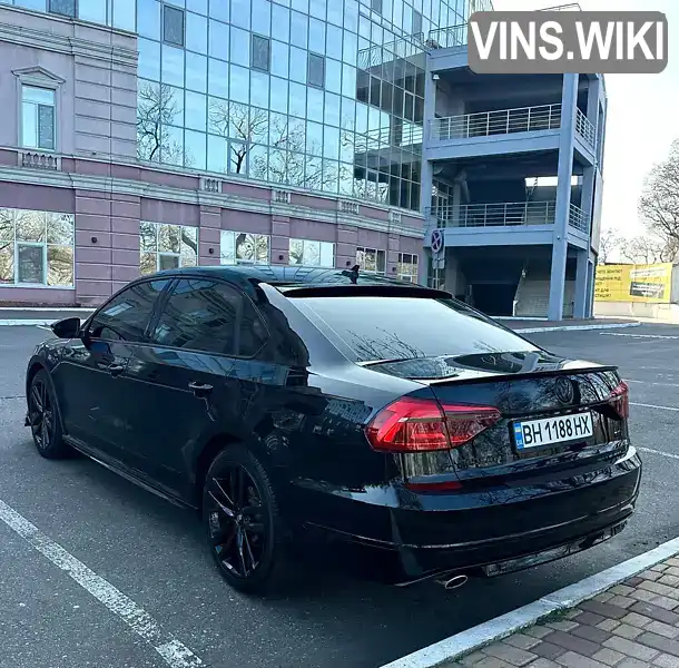 1VWDT7A37HC068331 Volkswagen Passat 2017 Седан 1.8 л. Фото 8