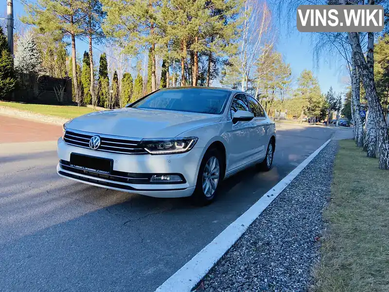 WVWZZZ3CZKE012296 Volkswagen Passat 2018 Седан 1.97 л. Фото 1