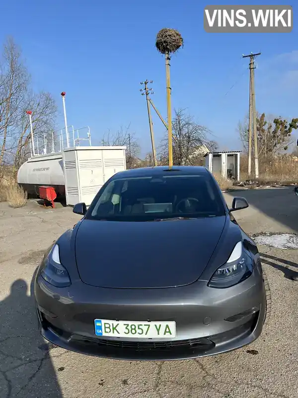 5YJ3E1EB5PF461446 Tesla Model 3 2023 Седан  Фото 2