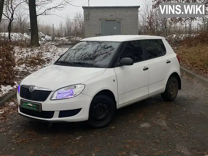 TMBEC15J9EB500920 Skoda Fabia 2013 Хетчбек 1.39 л. Фото 1