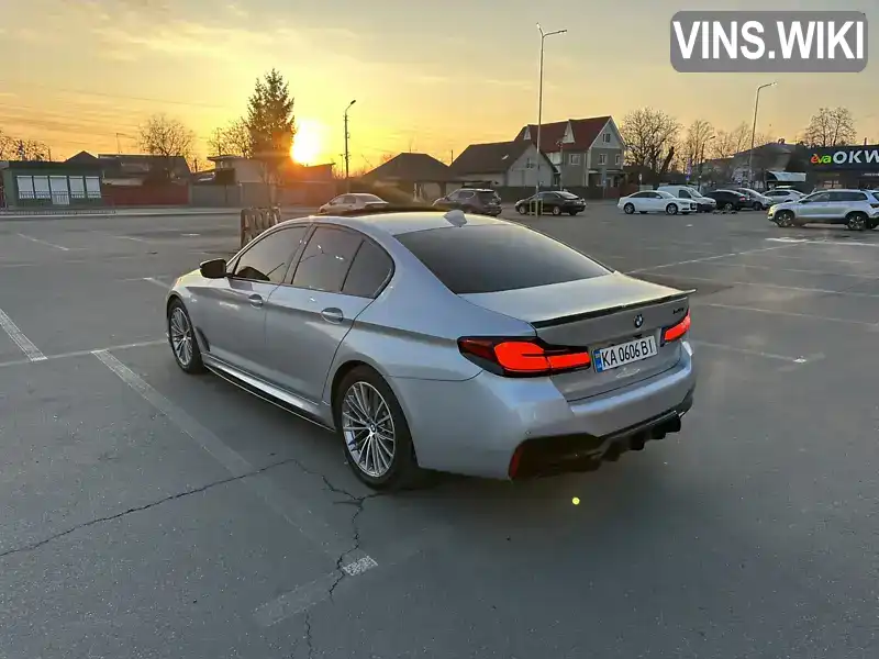 WBAJE5C58KWW11207 BMW 5 Series 2018 Седан 3 л. Фото 4