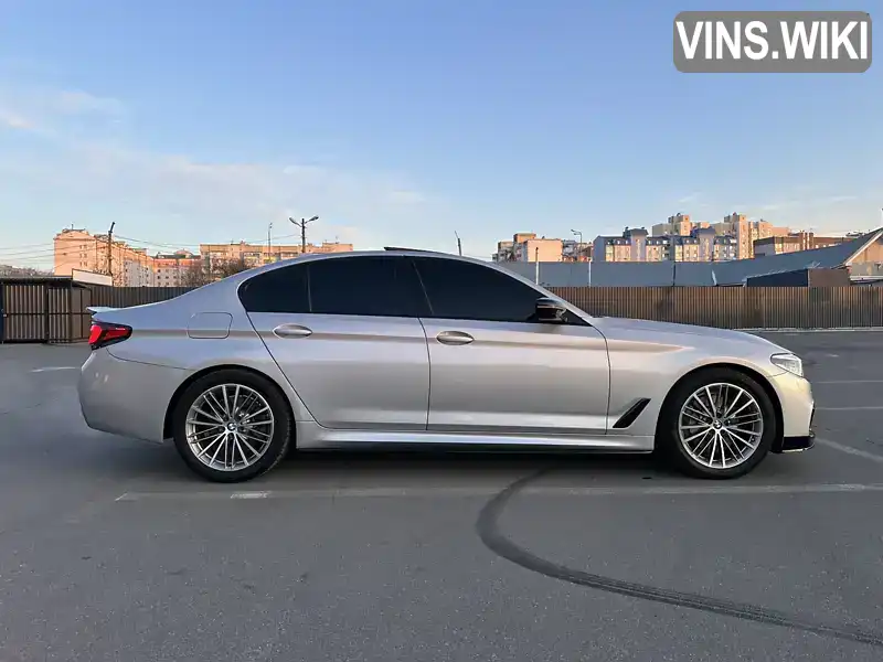 WBAJE5C58KWW11207 BMW 5 Series 2018 Седан 3 л. Фото 9