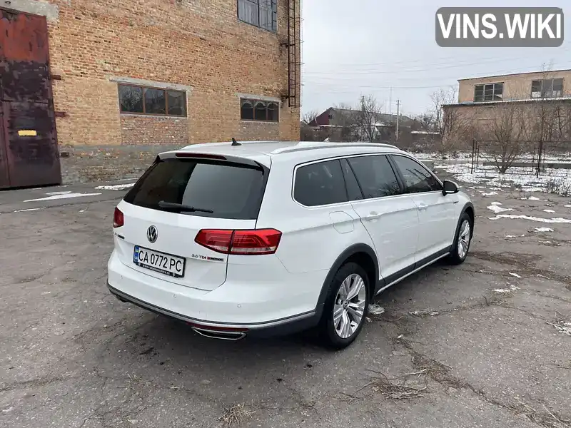 WVWZZZ3CZJE031624 Volkswagen Passat 2017 Універсал 2 л. Фото 4