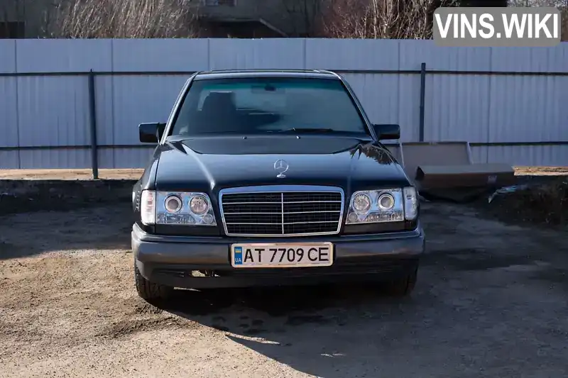 Седан Mercedes-Benz E-Class 1994 2.5 л. Ручна / Механіка обл. Івано-Франківська, Івано-Франківськ - Фото 1/11