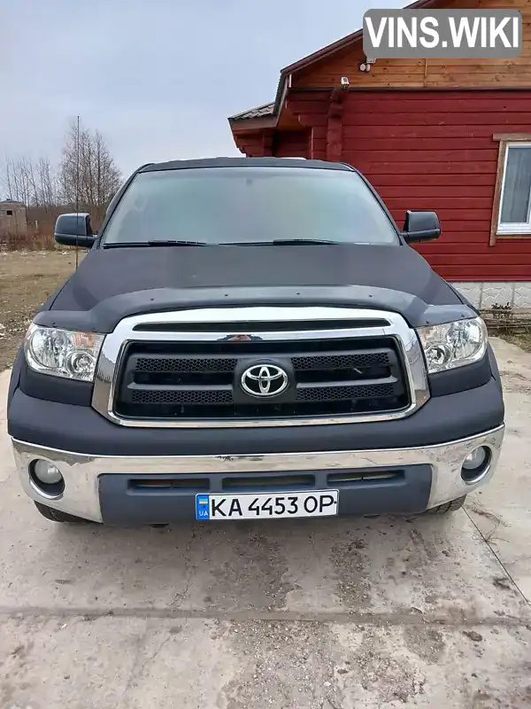 Пикап Toyota Tundra 2010 5.66 л. Автомат обл. Киевская, Киев - Фото 1/21