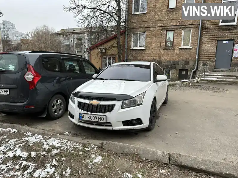 Седан Chevrolet Cruze 2012 1.36 л. Автомат обл. Київська, Київ - Фото 1/3