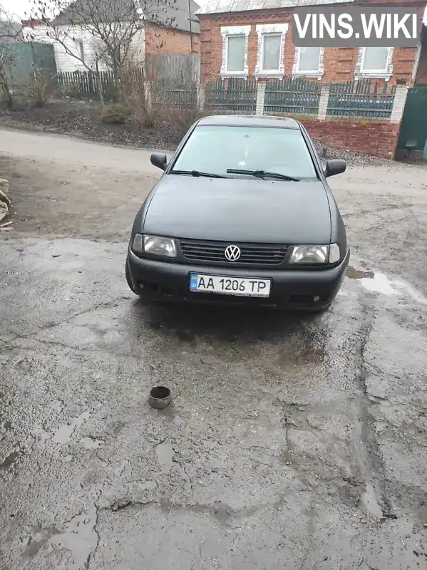 WVWZZZ6KZWR557589 Volkswagen Polo 1998 Хэтчбек  Фото 1