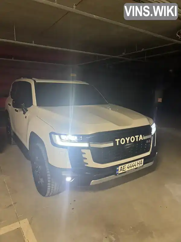 Позашляховик / Кросовер Toyota Land Cruiser 2022 3.35 л. Автомат обл. Дніпропетровська, Дніпро (Дніпропетровськ) - Фото 1/18