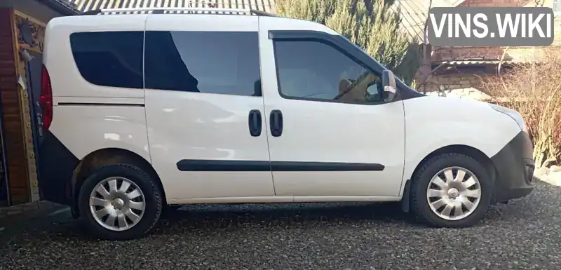 W0L6WYD1BG9591733 Opel Combo 2016 Мінівен 1.6 л. Фото 2