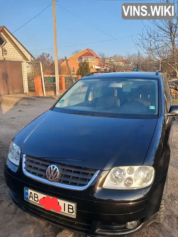 WVGZZZ1TZ3W003553 Volkswagen Touran 2003 Мінівен 1.6 л. Фото 1