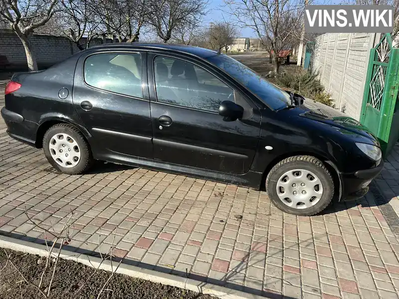 VF32BKFWA72807295 Peugeot 206 2009 Седан 1.36 л. Фото 3