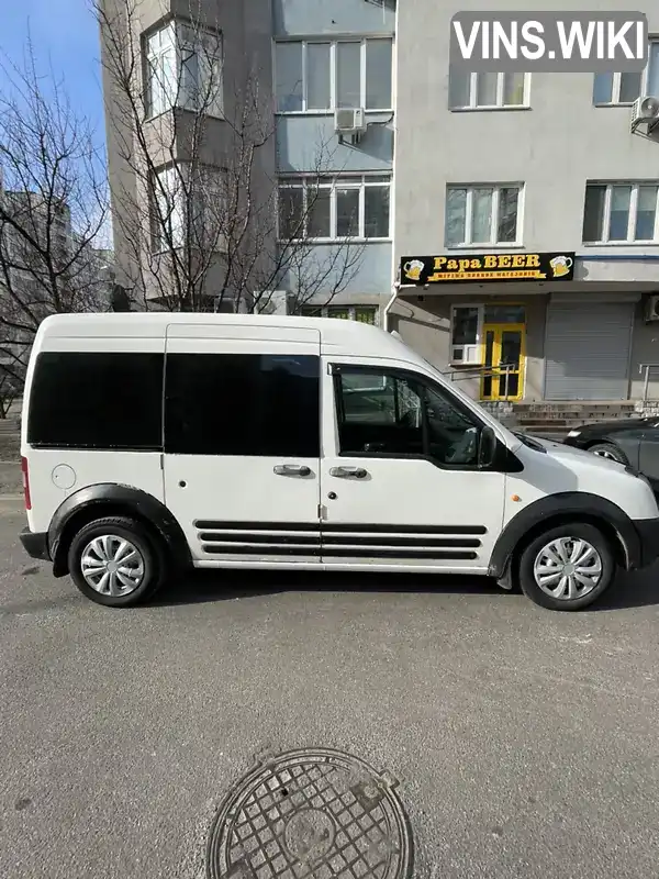 WF0UXXTTPU3K65908 Ford Tourneo Connect 2003 Мінівен 1.8 л. Фото 2