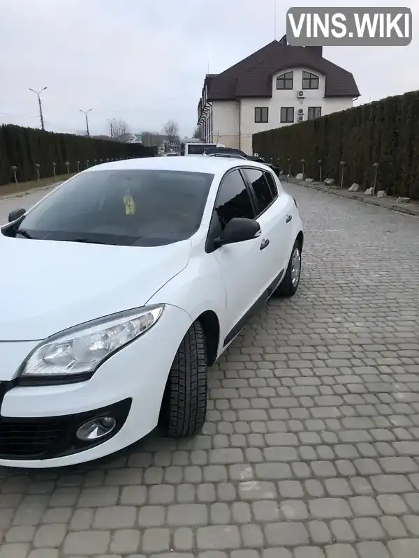 VF1BZ1A0748203185 Renault Megane 2012 Хетчбек 1.46 л. Фото 3