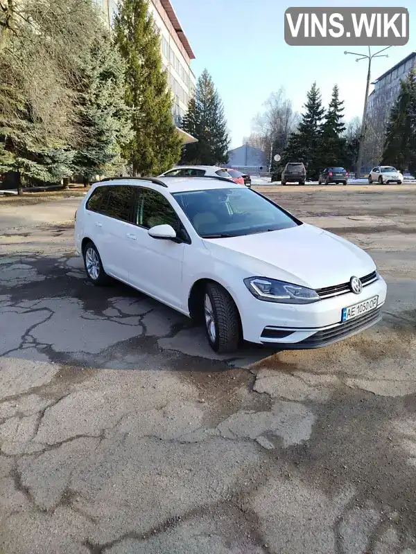 WVWZZZAUZHP788176 Volkswagen Golf 2017 Универсал 1.6 л. Фото 1