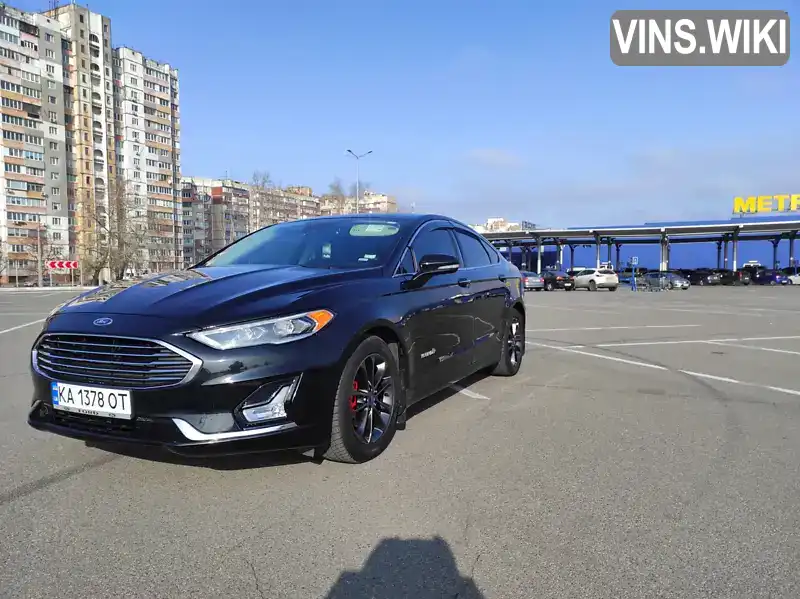 3FA6P0MU2KR139025 Ford Fusion 2018 Седан 2 л. Фото 2