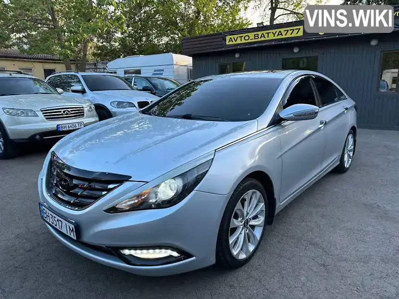 5NPEC4AB1BH215591 Hyundai Sonata 2010 Седан 2 л. Фото 1