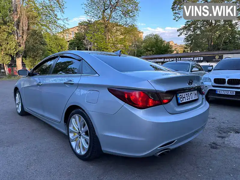 5NPEC4AB1BH215591 Hyundai Sonata 2010 Седан 2 л. Фото 5