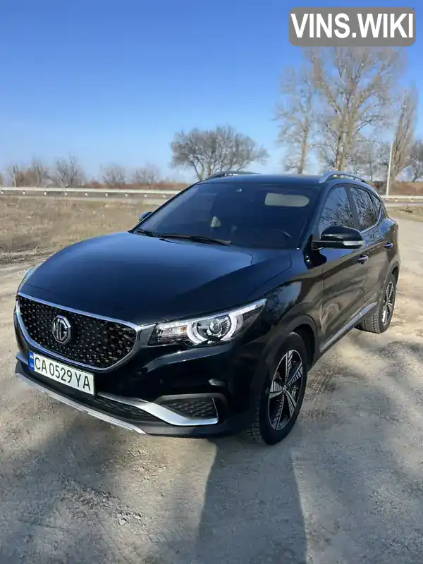 LSJW74090LZ043022 MG ZS EV 2019 Хетчбек  Фото 2