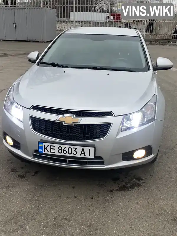 Седан Chevrolet Cruze 2011 1.6 л. Ручная / Механика обл. Донецкая, Покровск (Красноармейск) - Фото 1/10