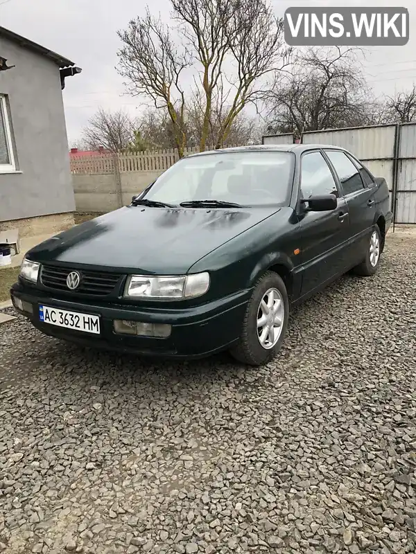 WVWZZZ3AZRE047011 Volkswagen Passat 1994 Седан  Фото 1