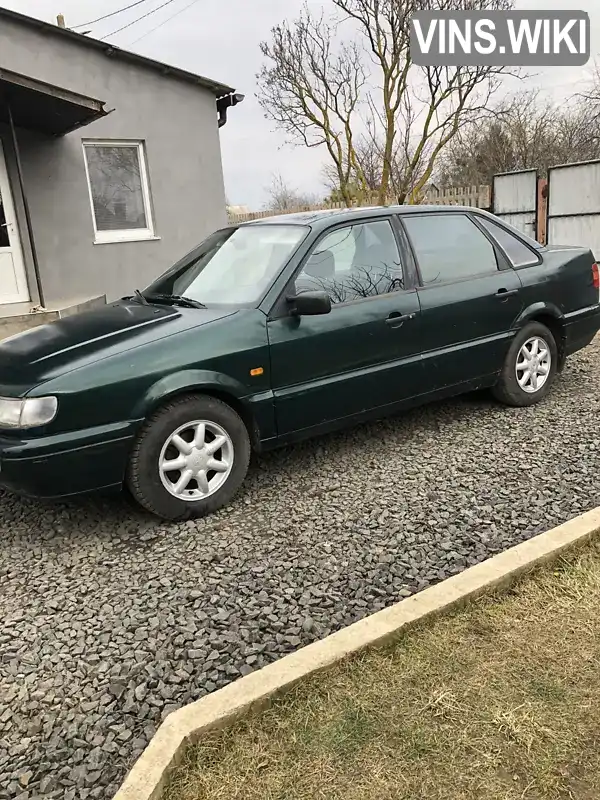 WVWZZZ3AZRE047011 Volkswagen Passat 1994 Седан  Фото 2