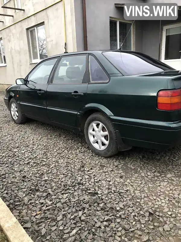 WVWZZZ3AZRE047011 Volkswagen Passat 1994 Седан  Фото 3