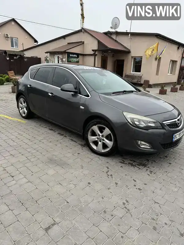 W0LPF6EC8BG048938 Opel Astra 2010 Хетчбек 1.4 л. Фото 2