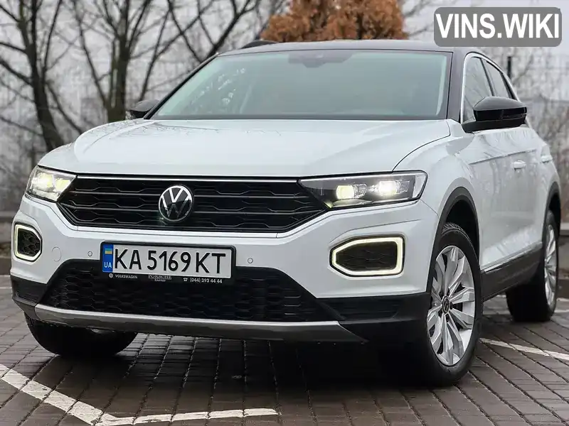 Позашляховик / Кросовер Volkswagen T-Roc 2021 1.5 л. Автомат обл. Рівненська, Рівне - Фото 1/21