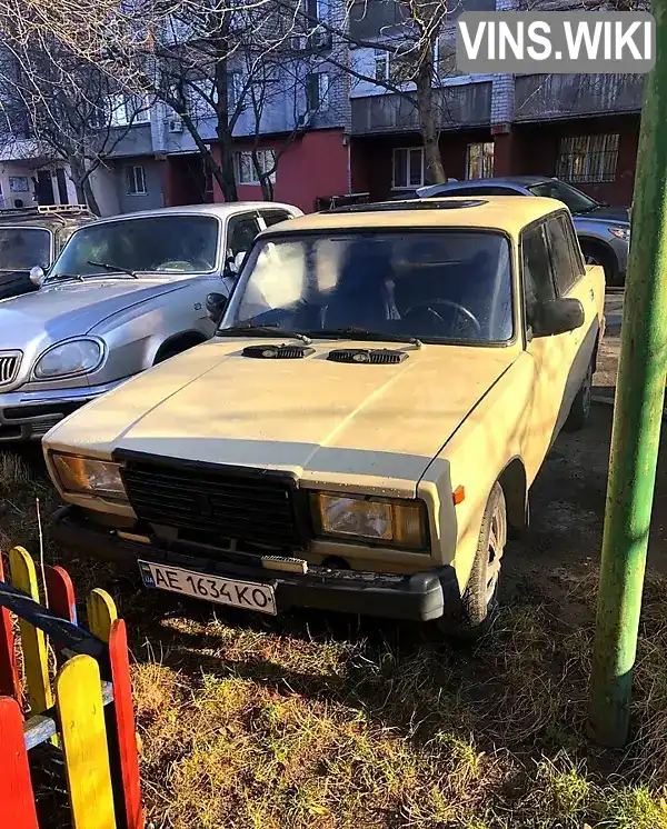 Седан ВАЗ / Lada 2107 1984 1.5 л. Ручная / Механика обл. Днепропетровская, Днепр (Днепропетровск) - Фото 1/4