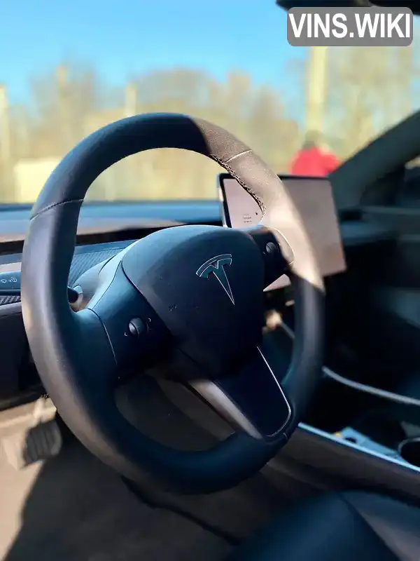 5YJ3E1EA4LF590814 Tesla Model 3 2019 Седан  Фото 4